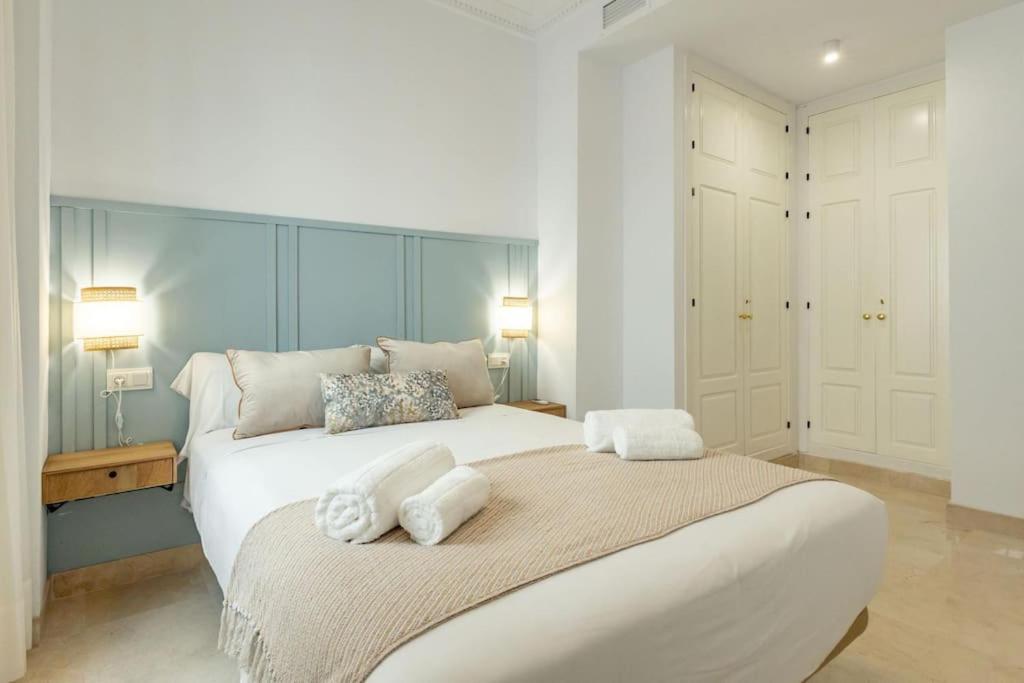 Imperial Central Suite By Valcambre Sevilla Exterior foto
